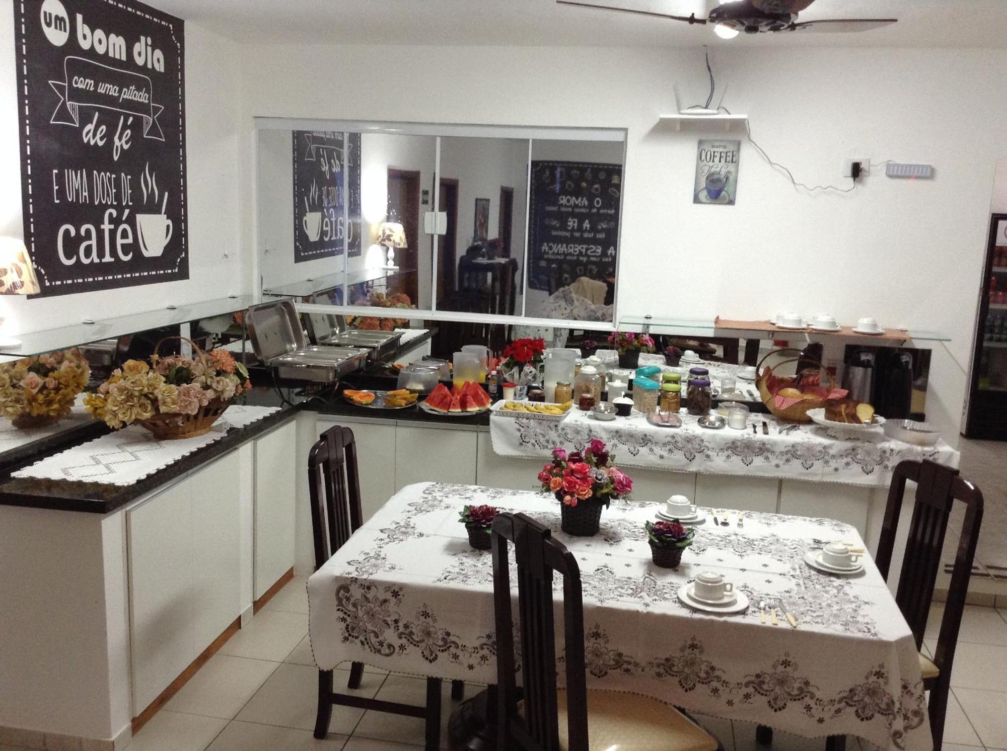 Espaco Alvorada ,Agendamento Das Atividades, Cafe Da Manha ,Banheira E Piscina No Centro Brotas Εξωτερικό φωτογραφία