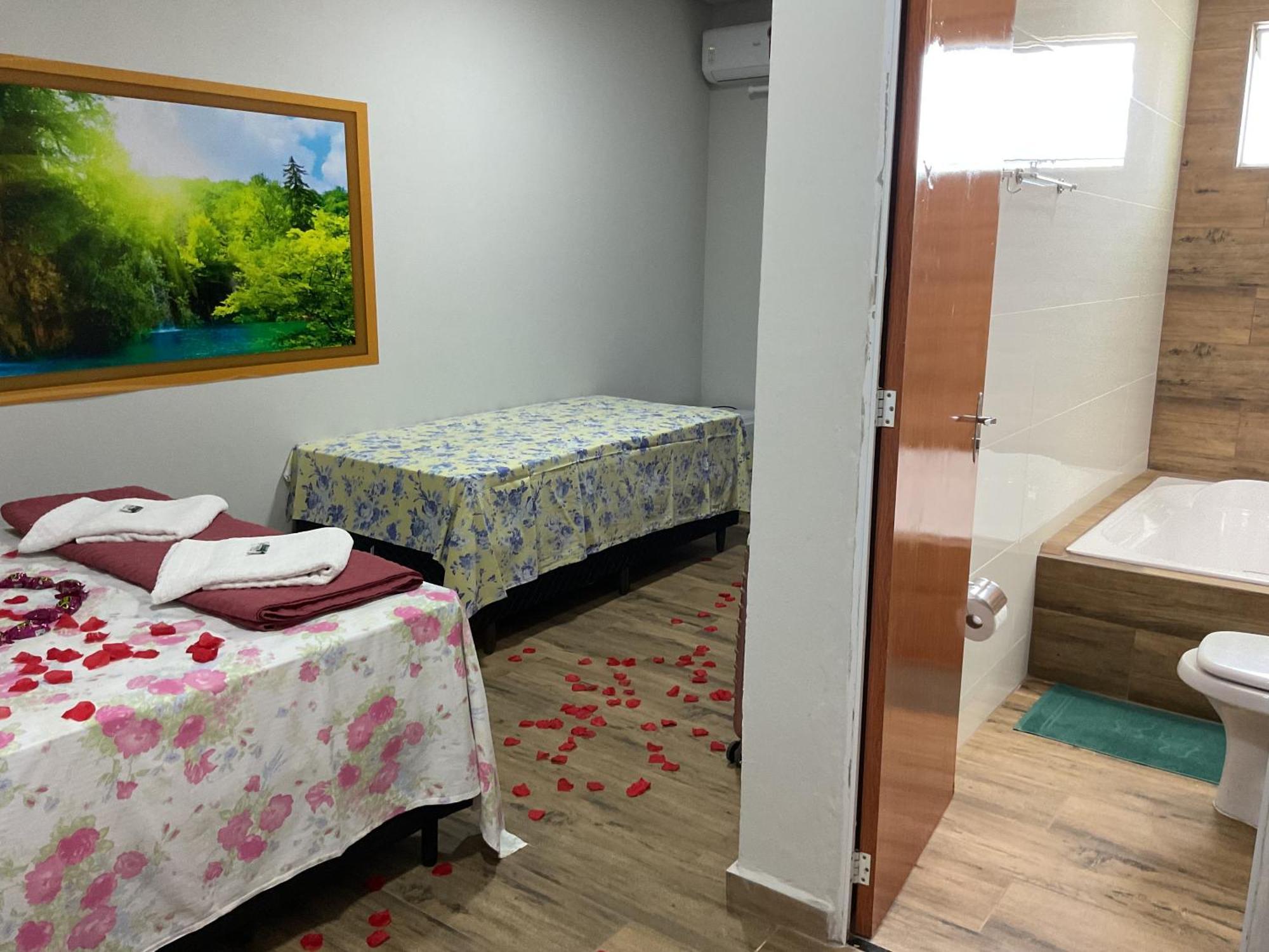 Espaco Alvorada ,Agendamento Das Atividades, Cafe Da Manha ,Banheira E Piscina No Centro Brotas Εξωτερικό φωτογραφία